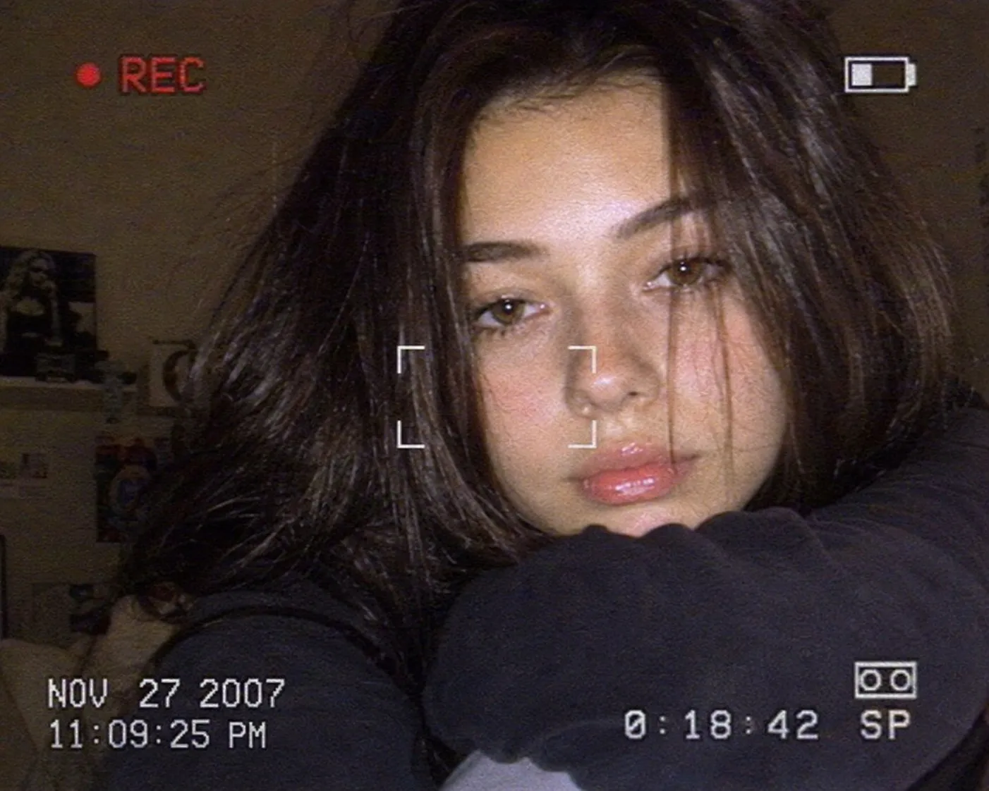 2000s camcorder bedroom REC snap