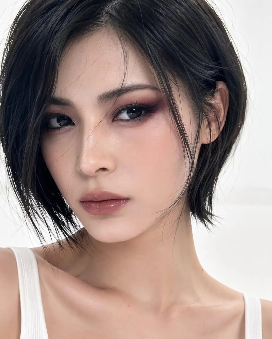 Korean short bob beauty close-up