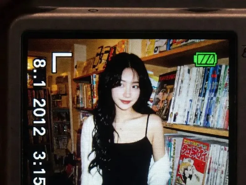 Digicam screen photo aesthetic